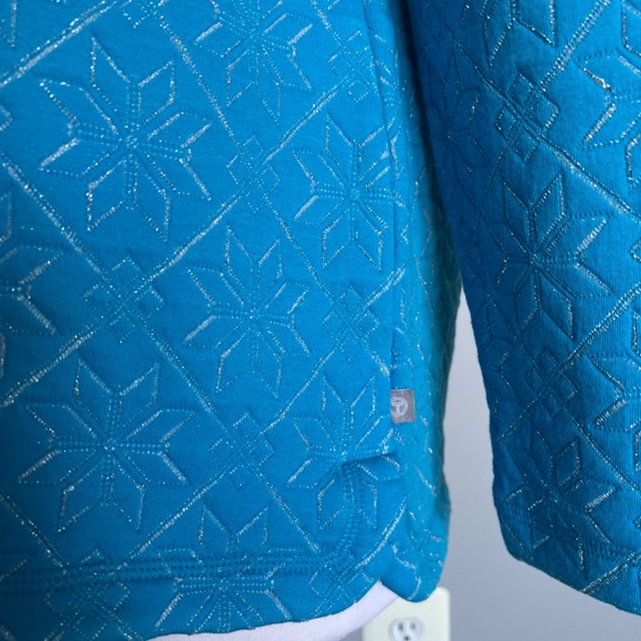 Talboots Snowflake Quilt Wrap Neck Cotton Metallic Thread Turquoise Pullover Top - Picture 9 of 11